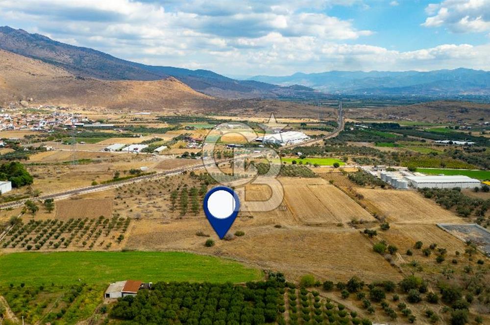 MENEMEN TÜRKELLİ NOVADA ALIŞVERİŞ MERKEZİ YAKINI SATILIK TARLA 