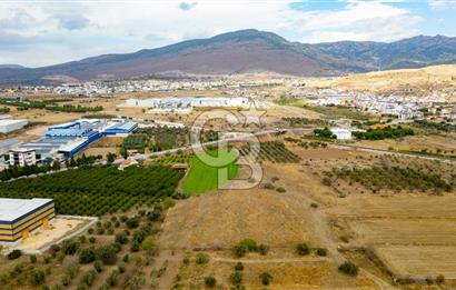 MENEMEN TÜRKELLİ NOVADA ALIŞVERİŞ MERKEZİ YAKINI SATILIK TARLA 