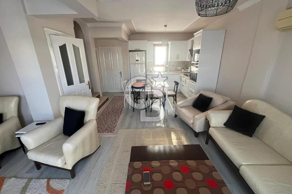 Alaçatı Cadde Üzerinde Tadilatlı Müstakil Satılık 3+1