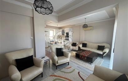 Alaçatı Cadde Üzerinde Tadilatlı Müstakil Satılık 3+1