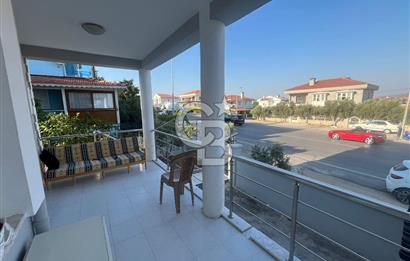 Alaçatı Cadde Üzerinde Tadilatlı Müstakil Satılık 3+1