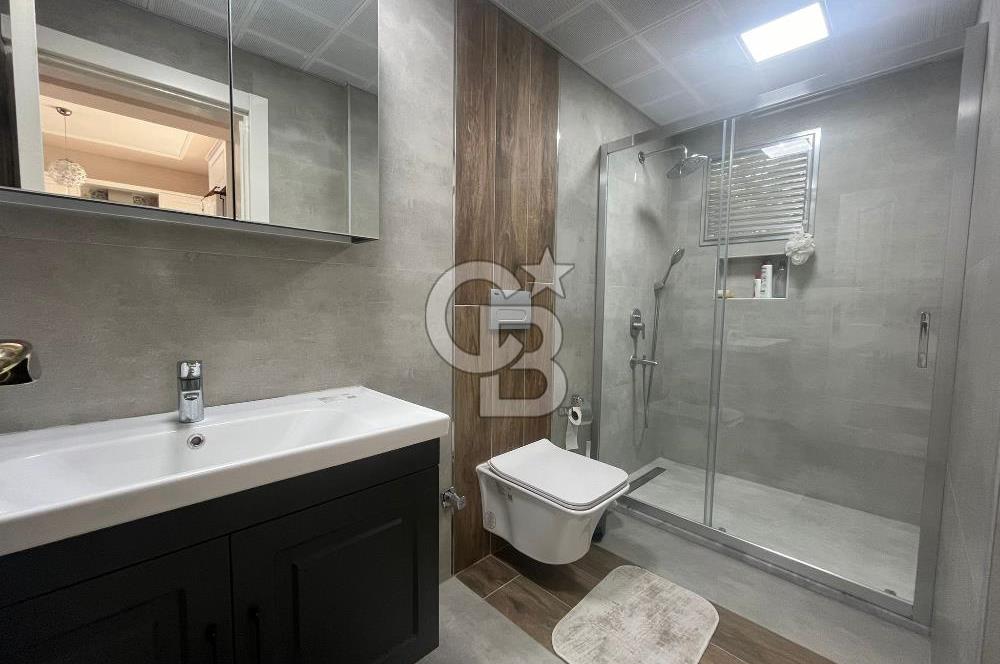 Alaçatı Cadde Üzerinde Tadilatlı Müstakil Satılık 3+1