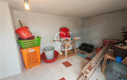Alaçatı Cadde Üzerinde Tadilatlı Müstakil Satılık 3+1