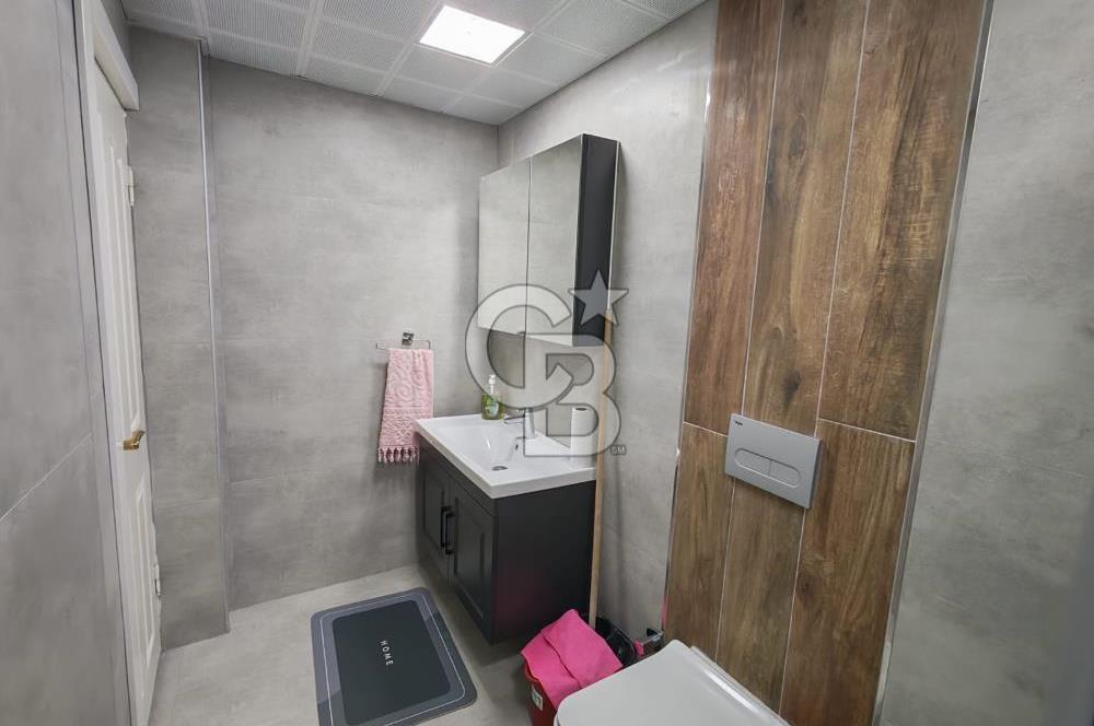 Alaçatı Cadde Üzerinde Tadilatlı Müstakil Satılık 3+1