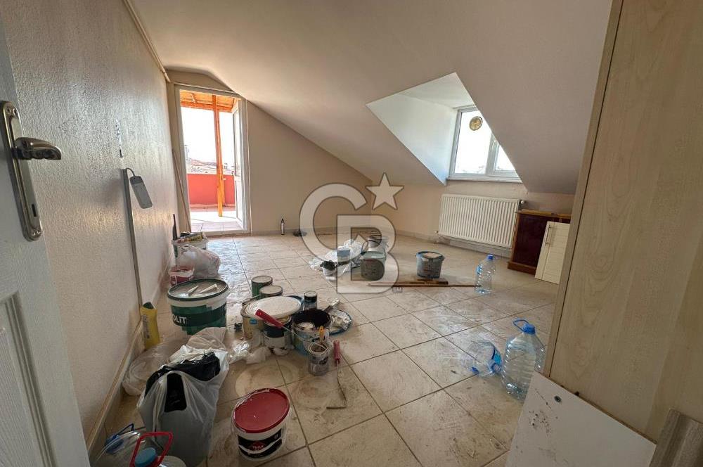 Ulaşımı Kolay, Manzaralı Satılık Çatı Katı Daire Ümraniye