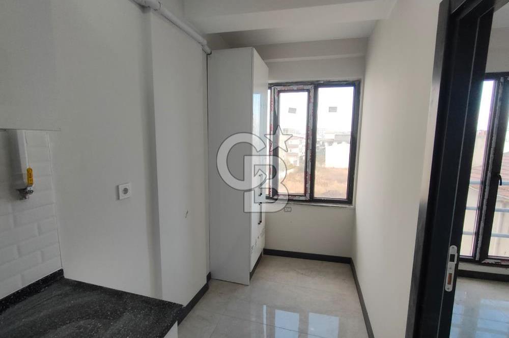 CB KİNG'DEN GAZİOSMANPAŞA'DA AVM VE HASTANEYE YAKIN KİRALIK OFİS
