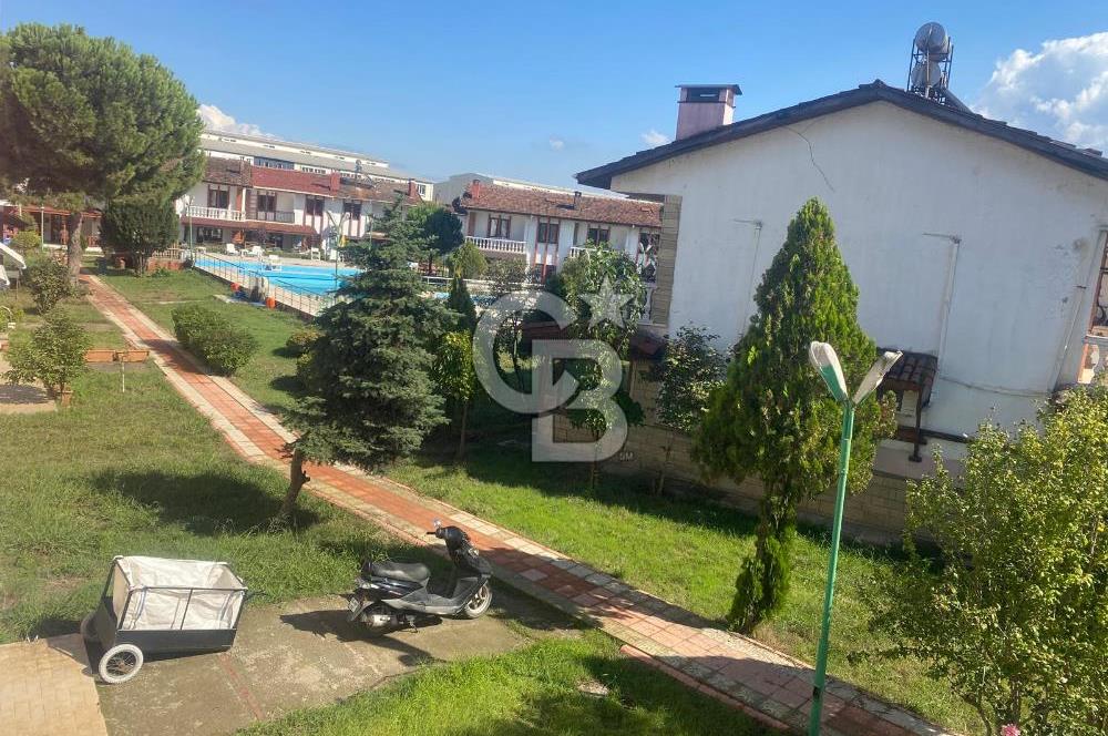YALOVA ALTINOVA ÇAVUŞÇİTLİĞİNDE HAVUZLU SİTEDE KİRALIK 3+1 VİLLA