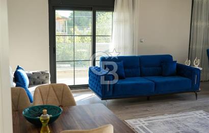 SEFERİHİSAR'DA DENİZE SIFIR 8+1 7 BANYOLU GENİŞ TERASLI DENİZ MANZARALI 450 M2 TRIPLEX VİLLA