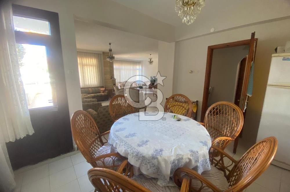 YALOVA ALTINOVA ÇAVUŞÇİTLİĞİNDE HAVUZLU SİTEDE KİRALIK 3+1 VİLLA