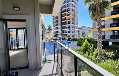 Havuzlu Site içerisinde satılık 3+1 daire