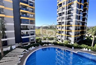 Havuzlu Site içerisinde satılık 3+1 daire