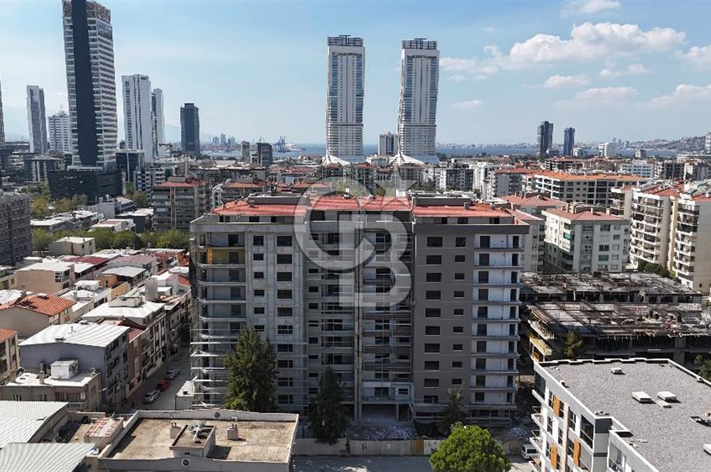 Bayraklı Mansuroğlunda Geniş 3+1 Satılık Daire