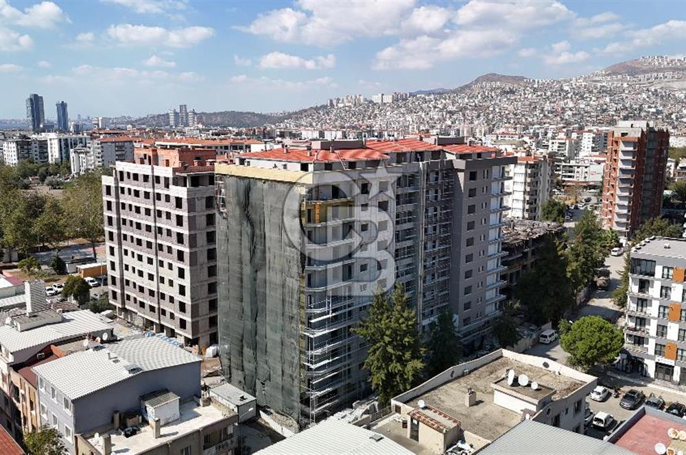 Bayraklı Mansuroğlunda Geniş 3+1 Satılık Daire