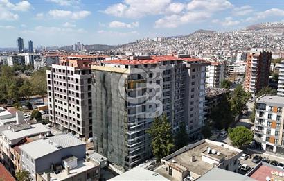 Bayraklı Mansuroğlunda Geniş 3+1 Satılık Daire