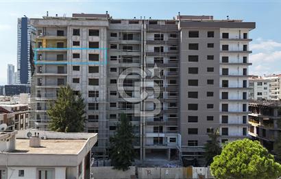 Bayraklı Mansuroğlunda Geniş 3+1 Satılık Daire