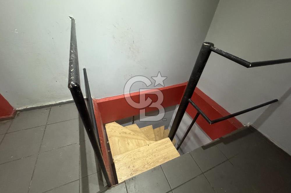 Alsancak 2. Kordon’da 40 m²  Batar kartlı Ulaşım Noktalarına Yakın Satılık Dükkan