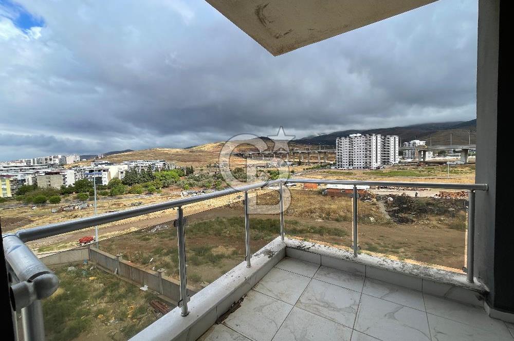 Menemen Koyundere Sıfır 3+1 Havuz Cepheli Daire