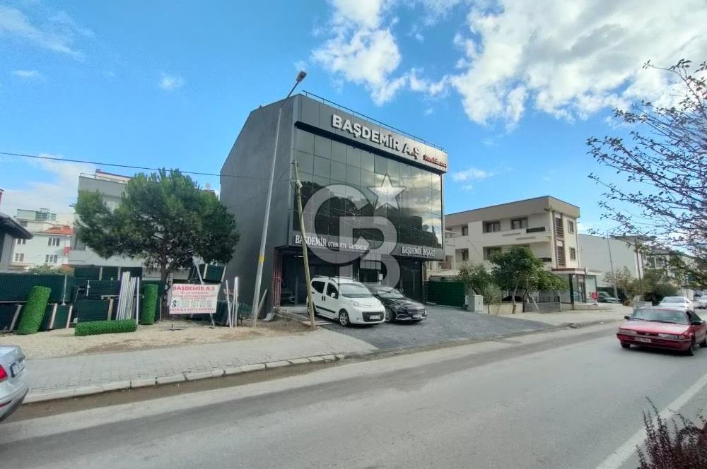 CB KİNG'DEN GAZİOSMANPAŞA'DA AVM VE HASTANEYE YAKIN KİRALIK OFİS