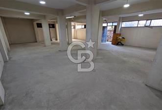Pendik Güllübağlar Mahallesi Tandoğan Caddesinde Kiralık Dükkan.