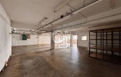 BORNOVA 3.SANAYİ'DE 640M² KULLANIM ALANLI 4 KATLI KİRALIK DÜKKAN