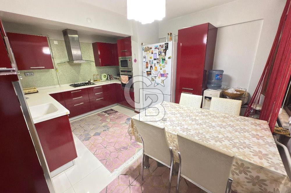 Pelitlibağ Mh. Satılık 5+1 220m2 Daire