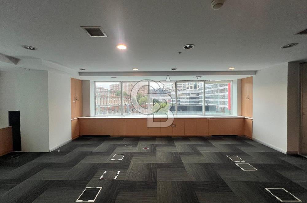 MASLAK POLARİS PLAZA MERKEZİ KONUM MASRAFSIZ 250 M2 KİRALIK OFİS