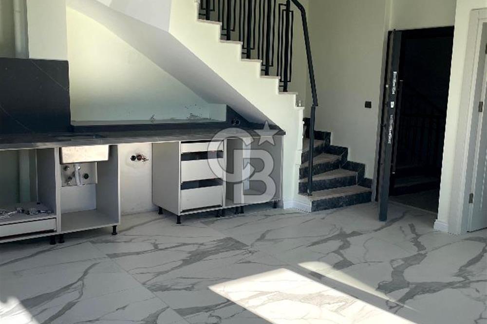 SİDE'DE MERKEZİ KONUMDA HAVUZLU SATILIK 3+1 DUBLEKS DAİRE