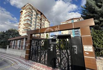 ERYAMAN DA METROMALL DİBİ YAPILI SİTE İÇİ KİRALIK 4+1 DAİRE