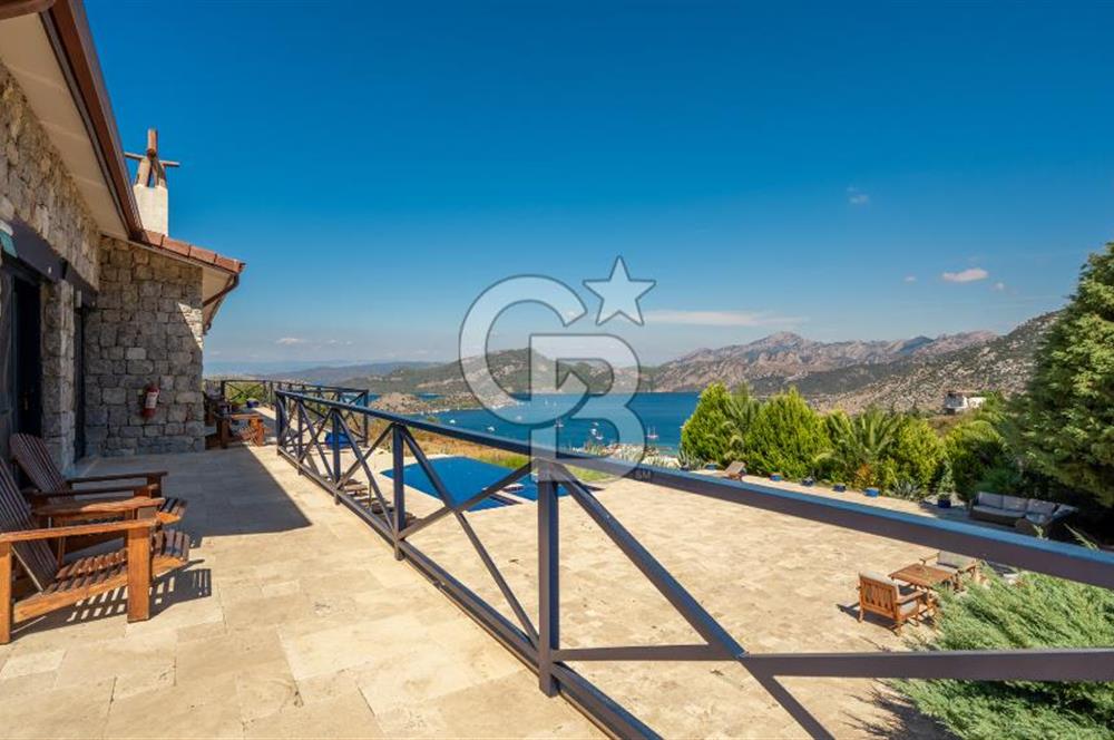 CB MARİNA'DAN SELİMİYE'DE BÜYÜLEYEN BUTİK OTEL VE 2+1 EV