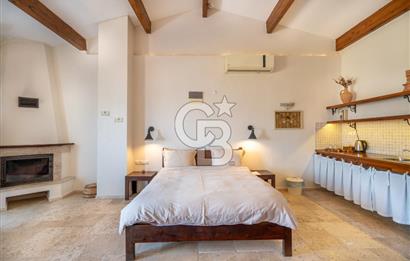 CB MARİNA'DAN SELİMİYE'DE BÜYÜLEYEN BUTİK OTEL VE 2+1 EV