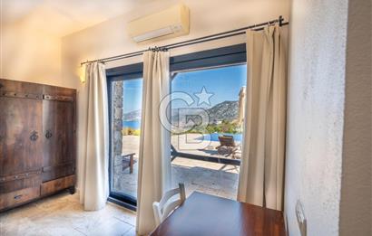 CB MARİNA'DAN SELİMİYE'DE BÜYÜLEYEN BUTİK OTEL VE 2+1 EV