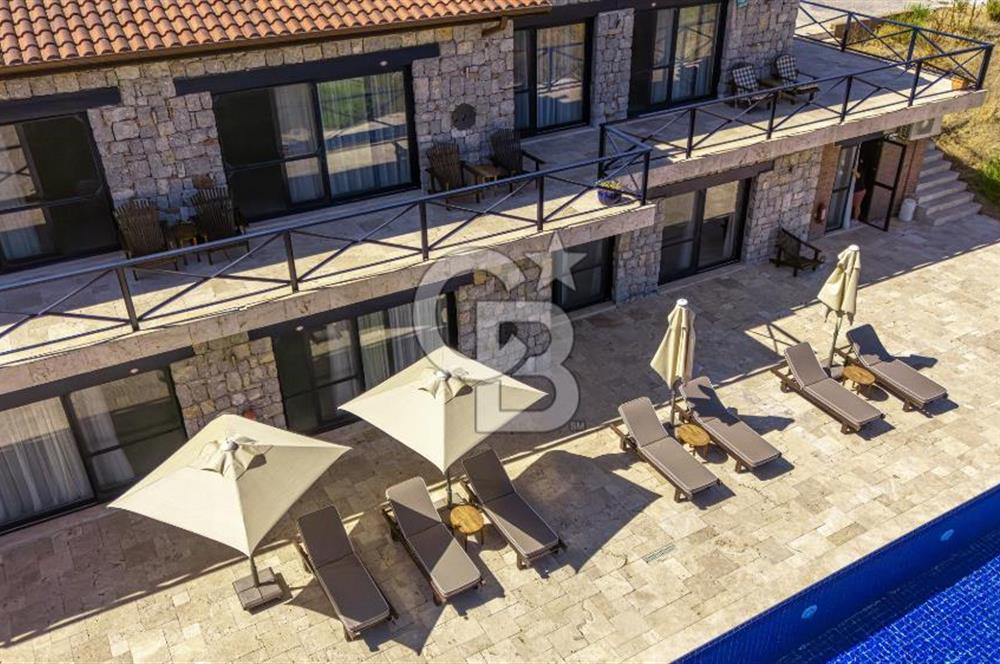 CB MARİNA'DAN SELİMİYE'DE BÜYÜLEYEN BUTİK OTEL VE 2+1 EV