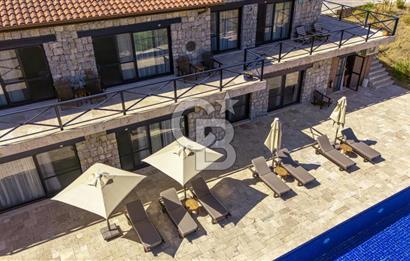 CB MARİNA'DAN SELİMİYE'DE BÜYÜLEYEN BUTİK OTEL VE 2+1 EV