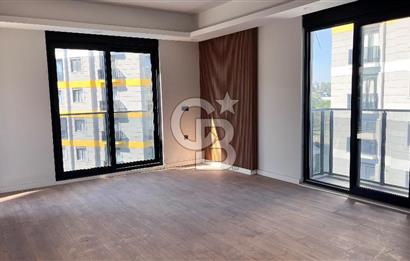 Havuzlu Site İçerisinde Satılık 4+1 daire