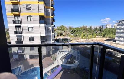 Havuzlu Site İçerisinde Satılık 4+1 daire