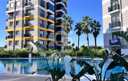 Havuzlu Site İçerisinde Satılık 4+1 daire