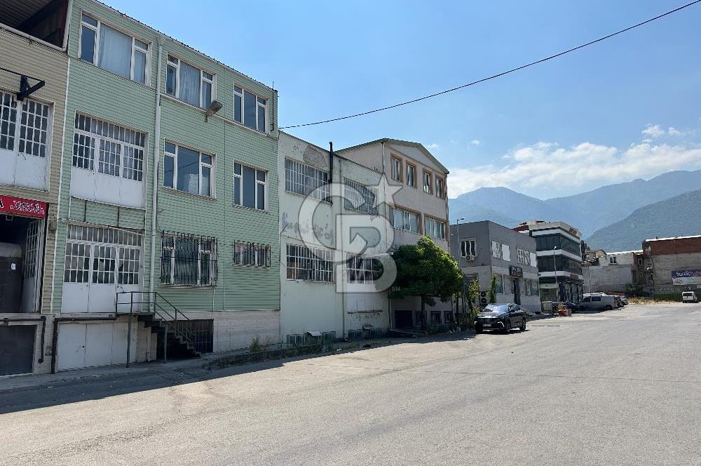 VİŞNE CADDESİ 430 M2 TABAN SATILIK BİNA