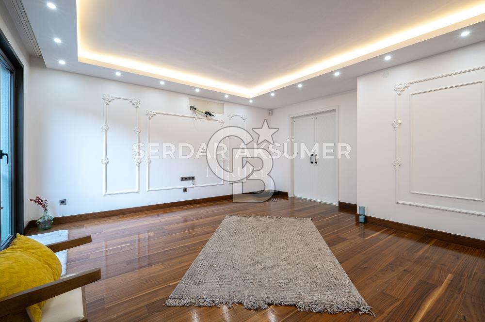 PARK CADDESİ SİTE İÇERİSİNDE 4+1 SATILIK LÜKS DAİRE
