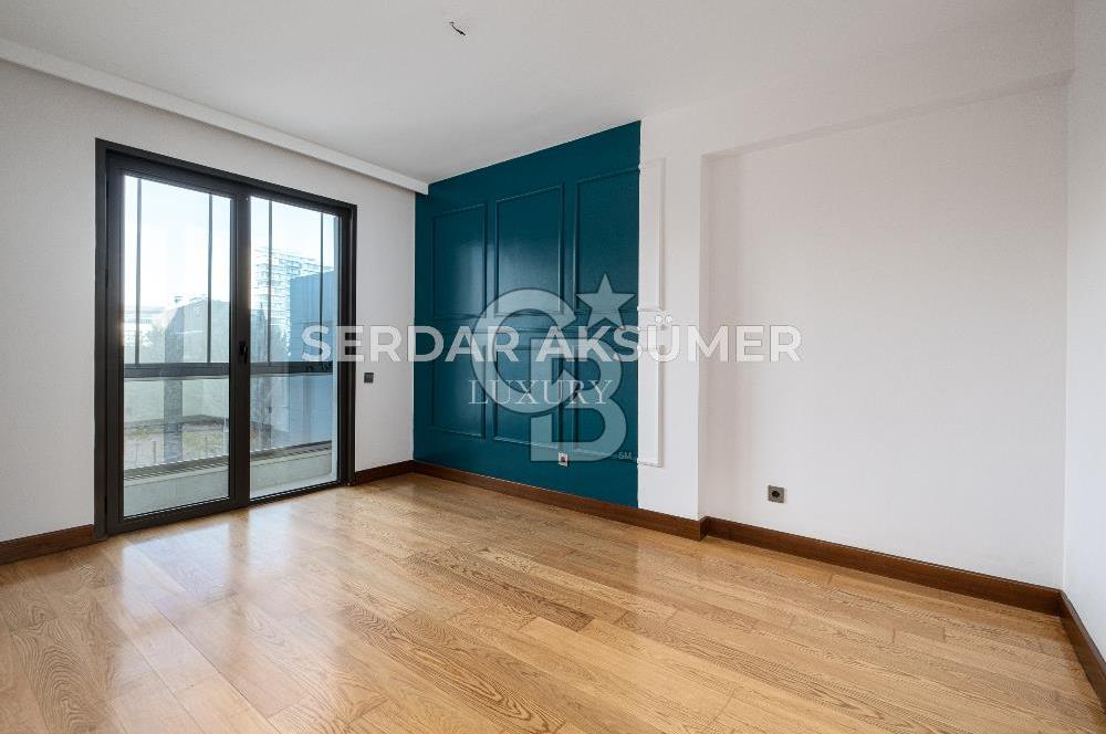 PARK CADDESİ SİTE İÇERİSİNDE 4+1 SATILIK LÜKS DAİRE
