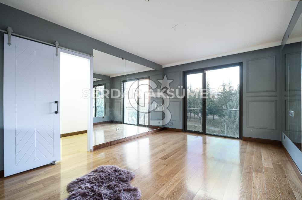 PARK CADDESİ SİTE İÇERİSİNDE 4+1 SATILIK LÜKS DAİRE