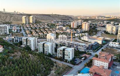 PARK CADDESİ SİTE İÇERİSİNDE 4+1 SATILIK LÜKS DAİRE