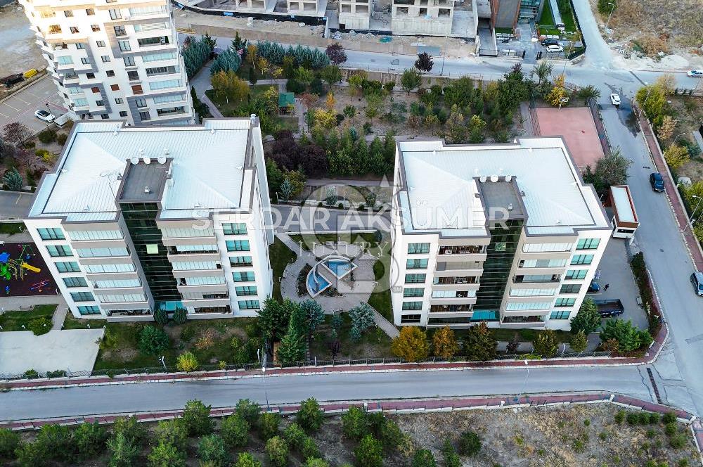 PARK CADDESİ SİTE İÇERİSİNDE 4+1 SATILIK LÜKS DAİRE