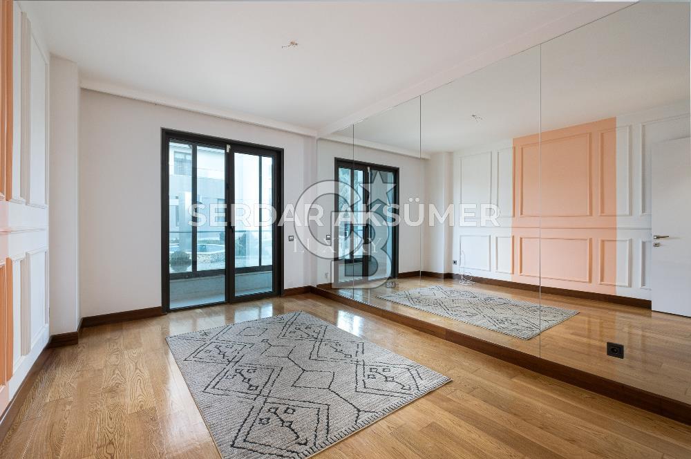 PARK CADDESİ SİTE İÇERİSİNDE 4+1 SATILIK LÜKS DAİRE