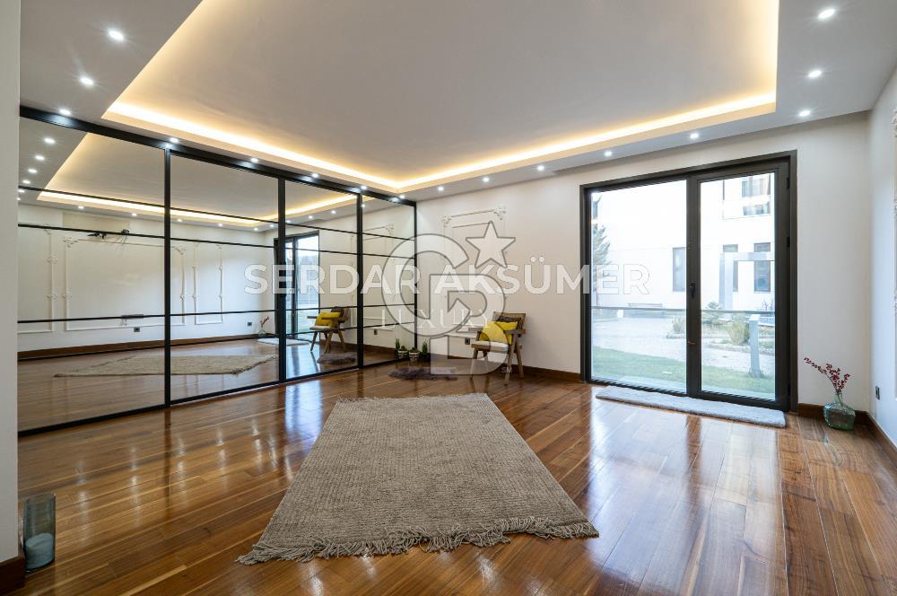 PARK CADDESİ SİTE İÇERİSİNDE 4+1 SATILIK LÜKS DAİRE