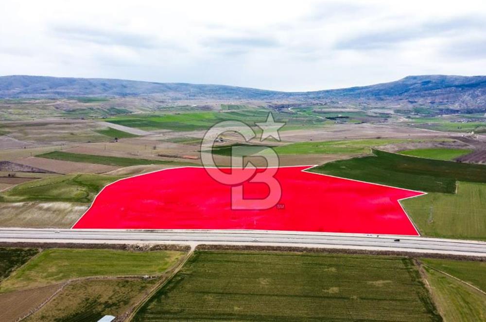 AYAŞ MERKEZ DE YERLEŞİME 300 METRE 15 DÖNÜM YATIRIMLIK ARSA