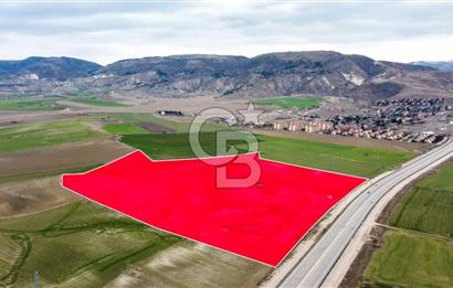 AYAŞ MERKEZ DE YERLEŞİME 300 METRE 15 DÖNÜM YATIRIMLIK ARSA