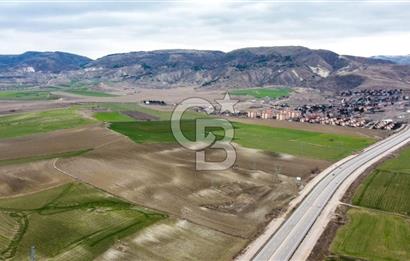AYAŞ MERKEZ DE YERLEŞİME 300 METRE 15 DÖNÜM YATIRIMLIK ARSA