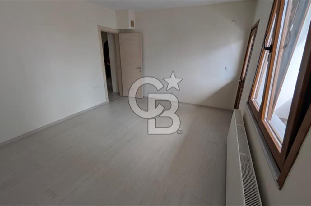 Pendik Güllü Bağlar Mah. Tandoğan Cad. KİRALIK 2+1 Daire.