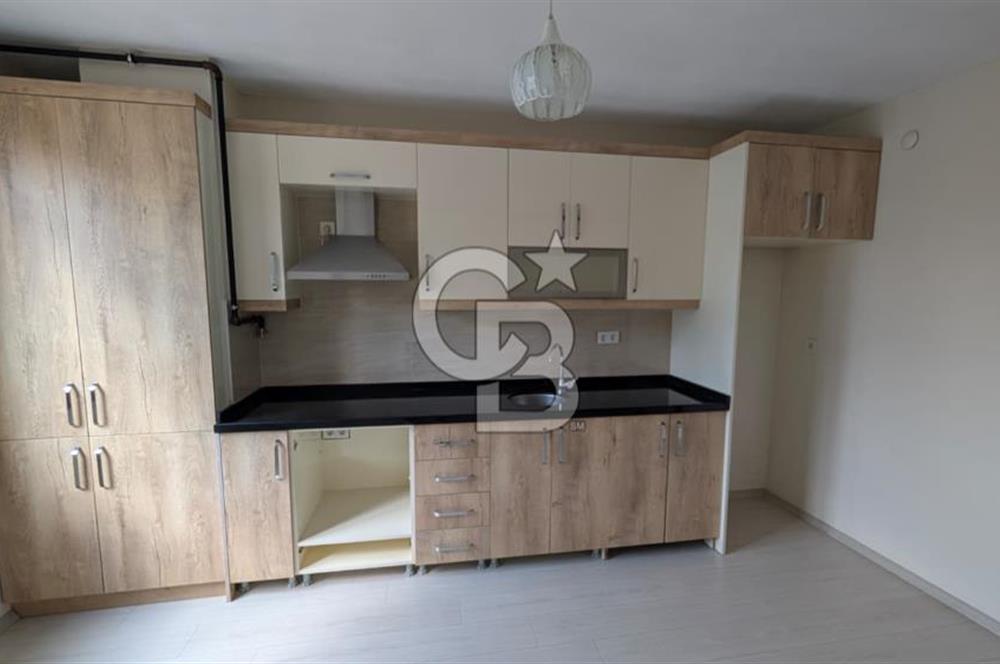 Pendik Güllü Bağlar Mah. Tandoğan Cad. KİRALIK 2+1 Daire.