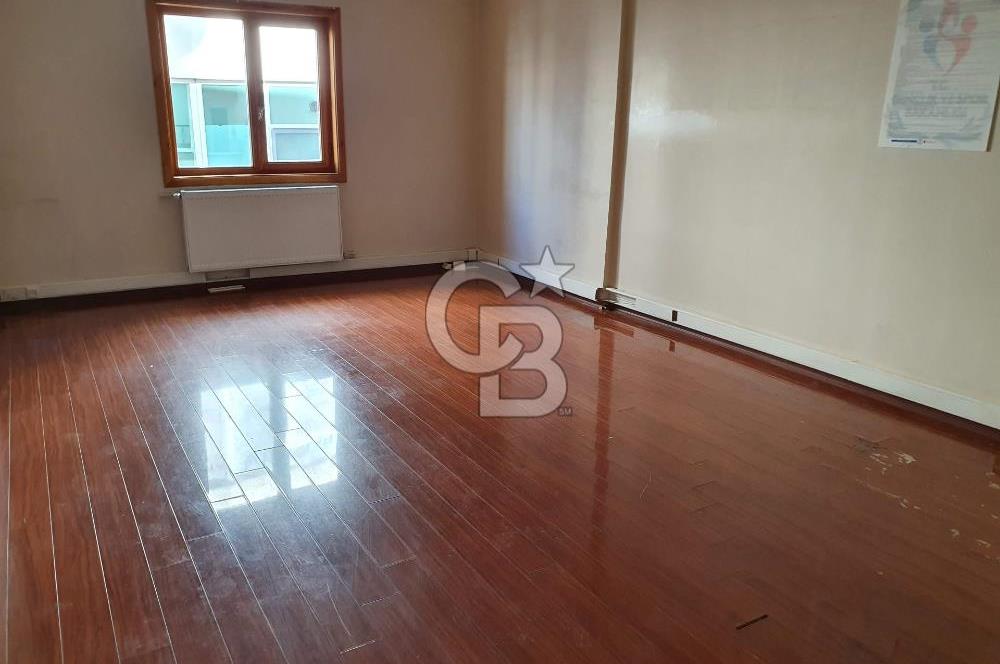 Çankaya Mustafa Kemalin Merkezinde 4+1 210 m² Kiralık Ofis